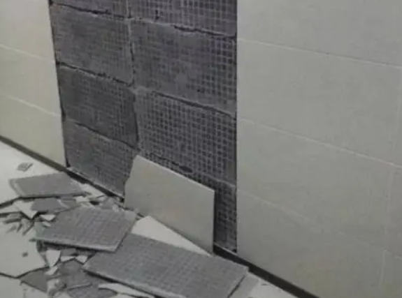 太湖瓷砖空鼓维修公司分享下太湖墙砖松动维修的知识